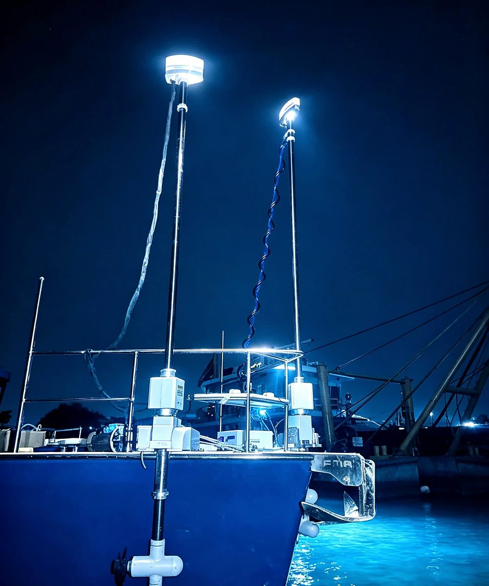 Series 450 installed on a 28-ton vessel